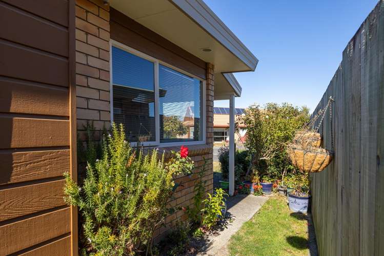 33/2 William Donald Drive Masterton_11
