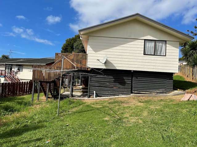 37 Lilburn Crescent Massey_3