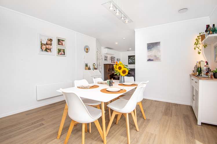 50 Molyneux Close Whitby_13