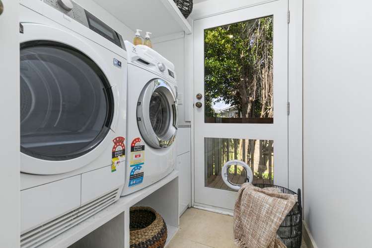 226 Upper Harbour Drive Greenhithe_16