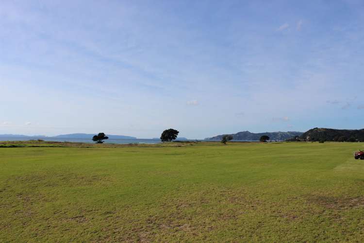 112 Ocean Close Matarangi_4