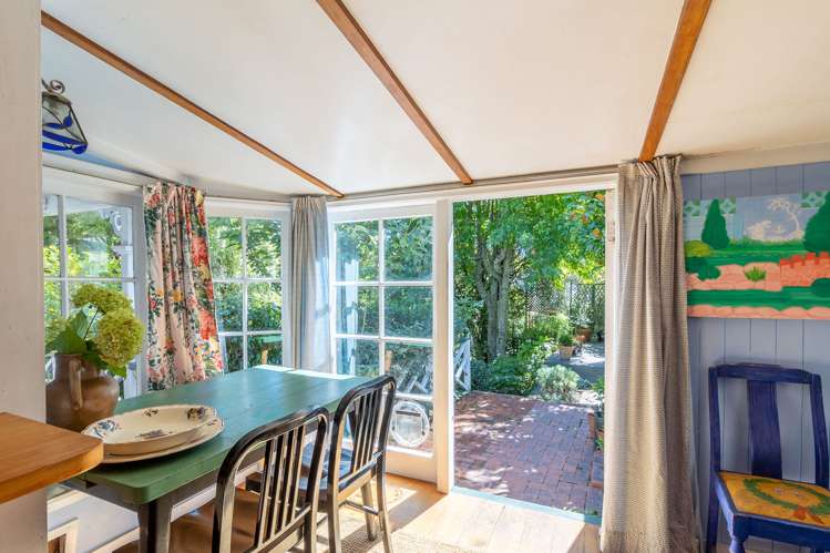 21 Fountain Place Beachville_8