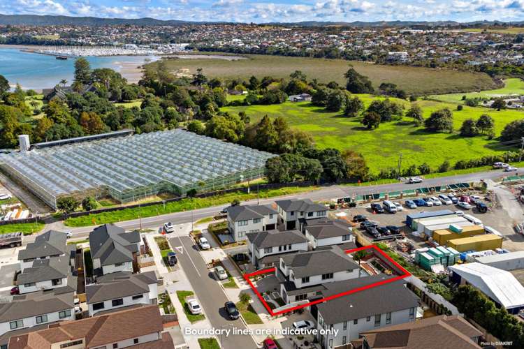 6 Thomas Rielly Avenue Hobsonville_18