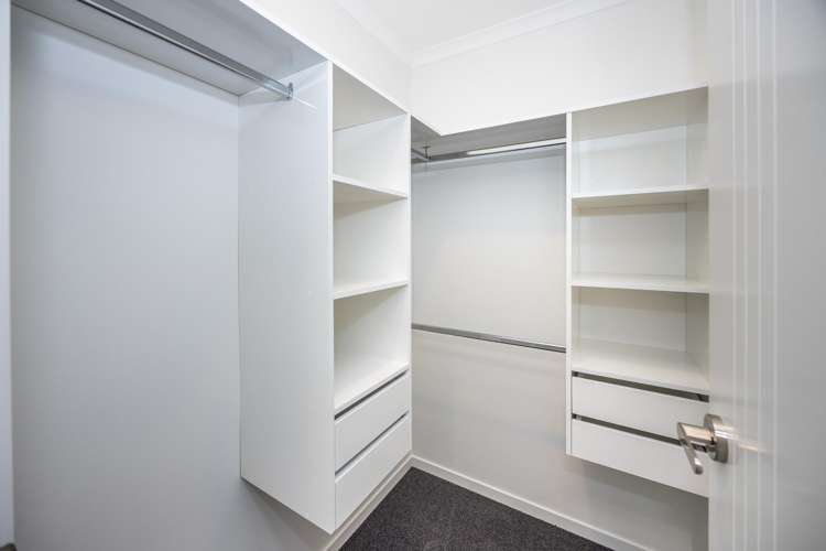 2/40A Exeter Street Glenview_24