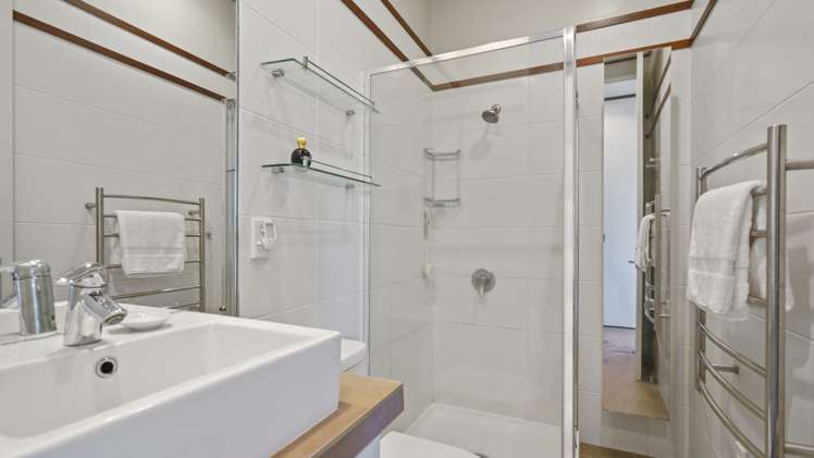 4e/68 Greys Avenue Auckland Central_16