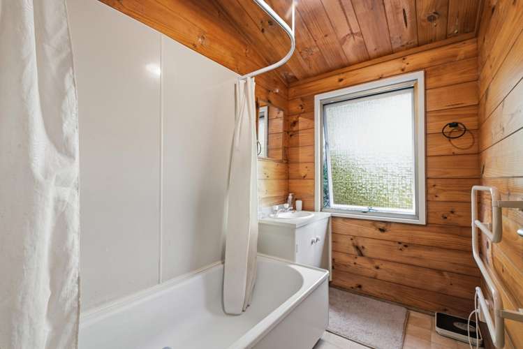 4 Irwin Place Kinloch_16