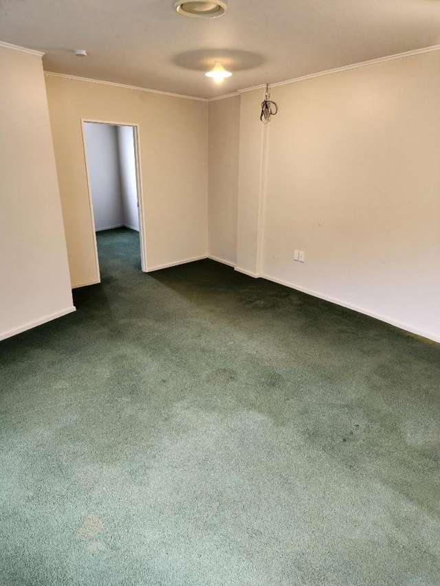 48A (Upstairs) Cleveland Street 1259_2