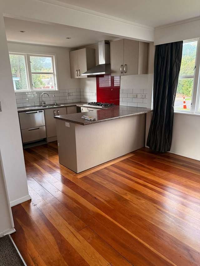87 Bell Street Tawa_2