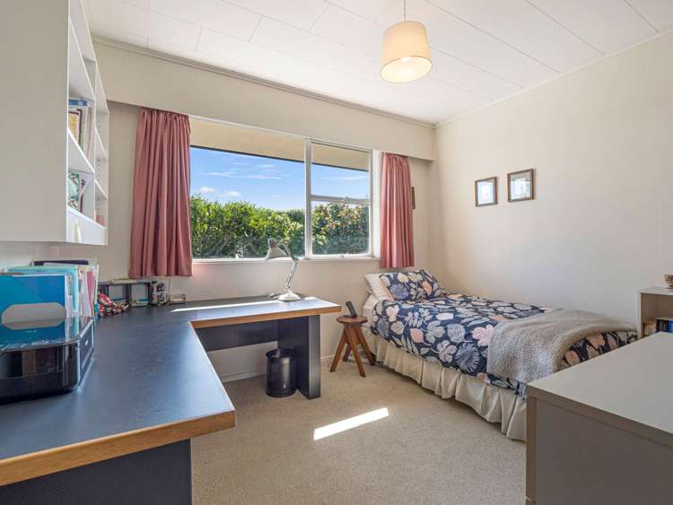 5 Exeter Crescent Springvale_17