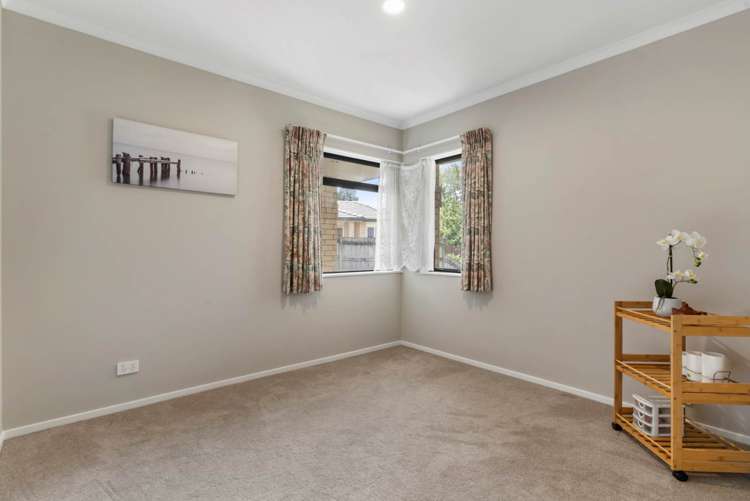 90 Buscomb Avenue Henderson_15