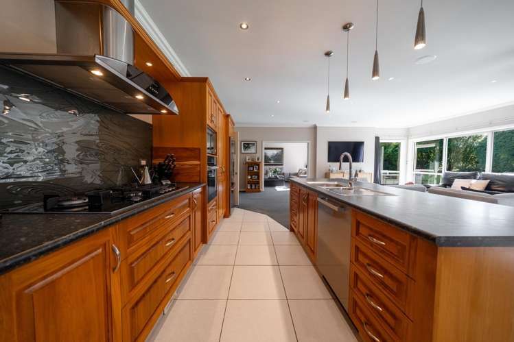 59 Spence Avenue Otatara_4