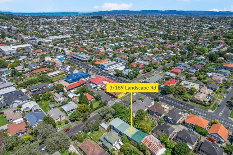 3/189 Landscape Road Mount Eden_23