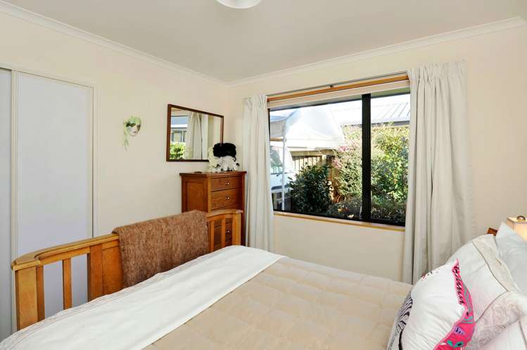 6 Sorrento Way The Wood_10