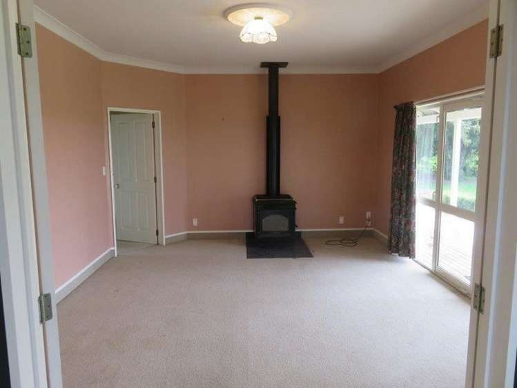 69 Pirau Road Fernhill_9