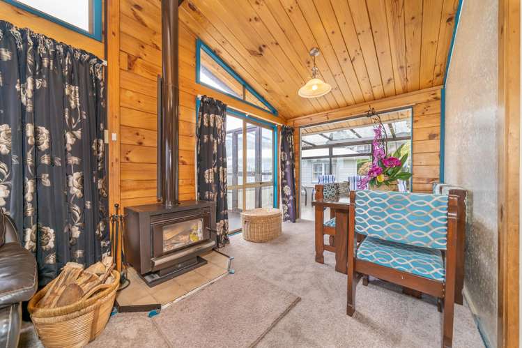 7 Eastview Grove Normandale_5