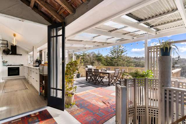 189 Godley Road Titirangi_3