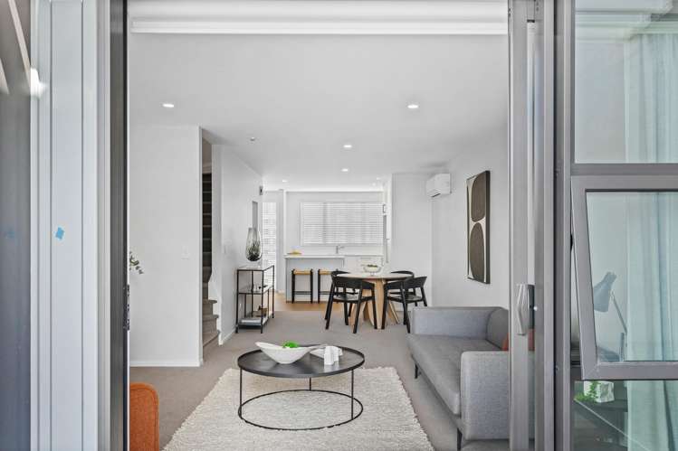 22 Memorial Park Lane Hobsonville_16