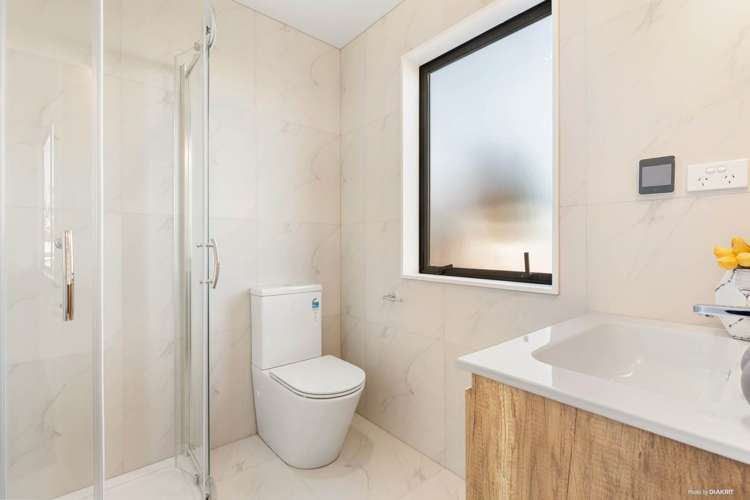 14b Coromandel Crescent Mairangi Bay_16