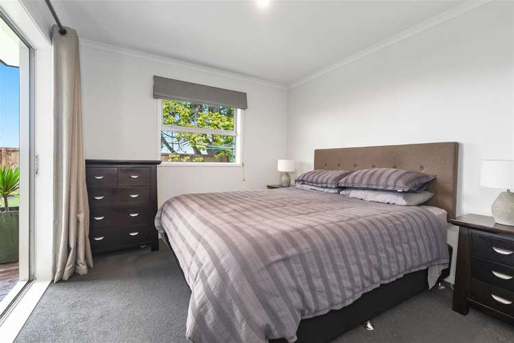 5/11 Errol Close Burbush_8