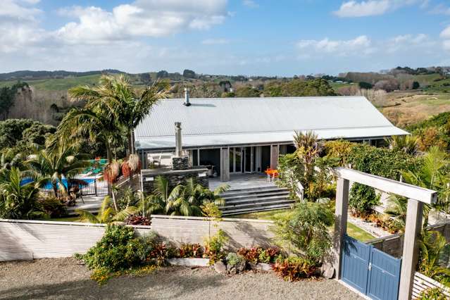 134 Phillips Road Kaiwaka_2