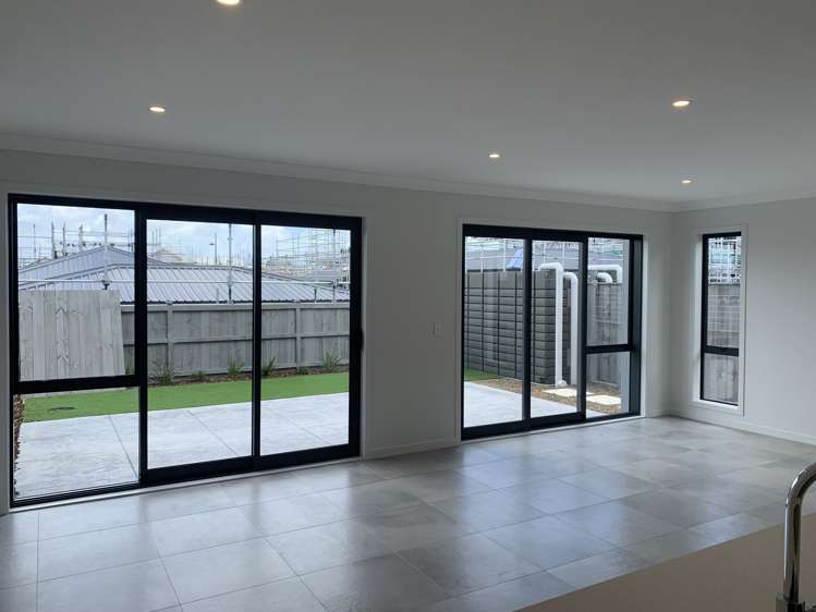 9 AQUAMARINE ROAD "PARK GREEN" Papakura_3