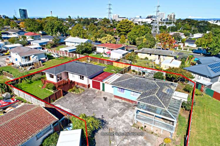 1/5 Astral Place Clover Park_1