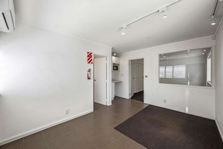 Unit 8, 33 Elizabeth Knox Place Saint Johns_9