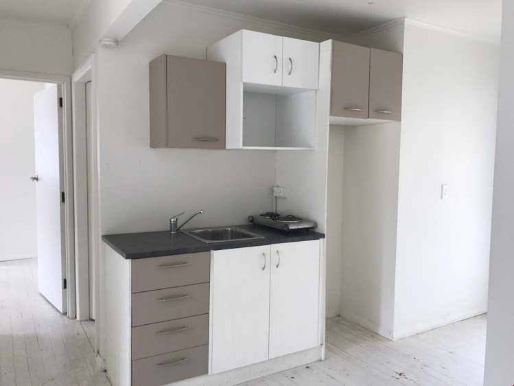 12 Melton Road Mount Wellington_2