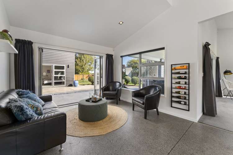 51 Waikawa Beach Road Manakau_5