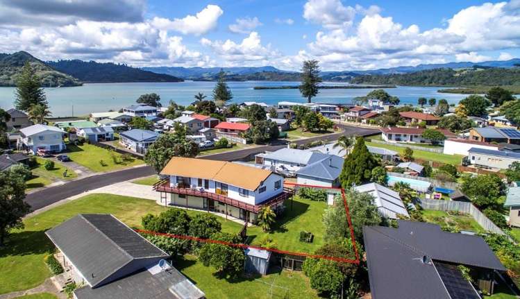 81 Catherine Crescent Whitianga_24