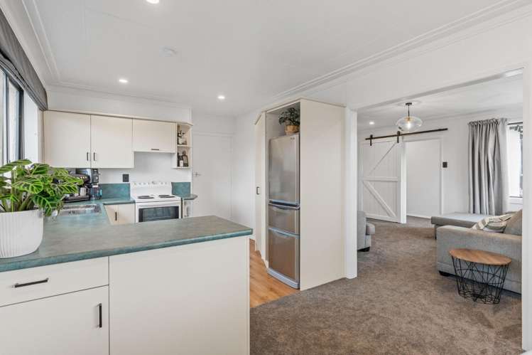 16 Esk Place Mosgiel_9