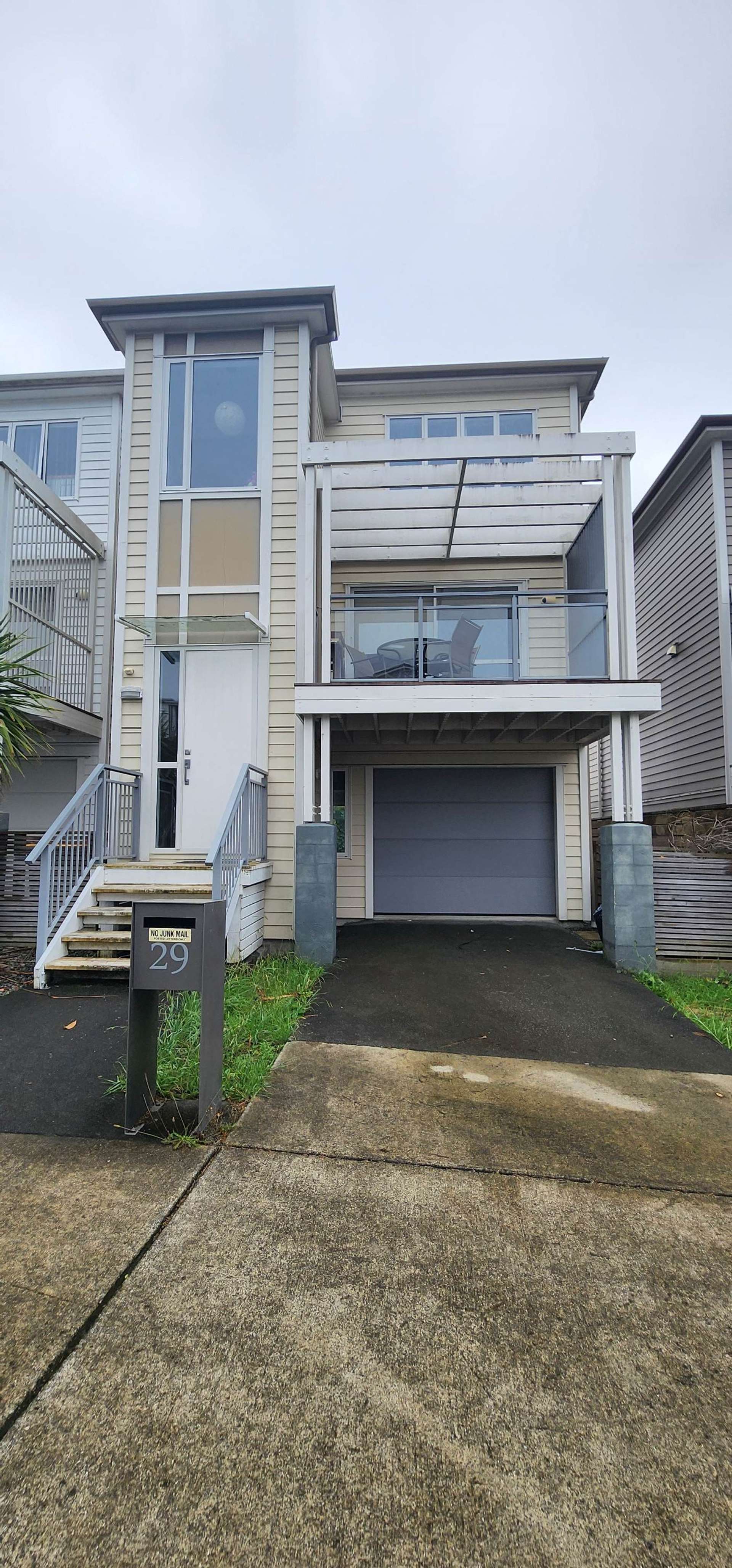 29 Joseph Street Flat Bush Manukau City Houses for Rent One Roof