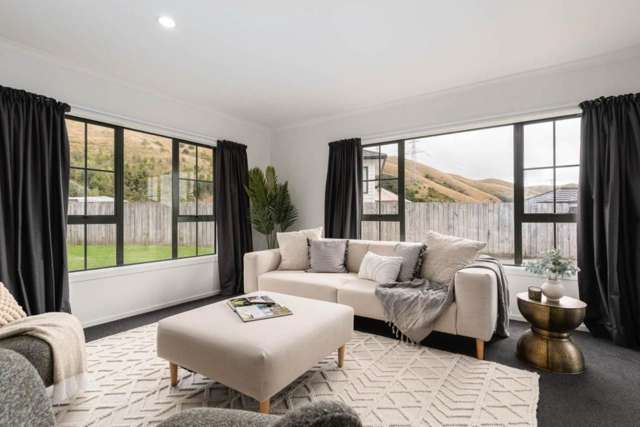 70 Erlestoke Crescent Churton Park_4