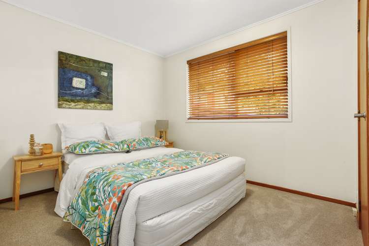 6 Lemnos Place Titirangi_10