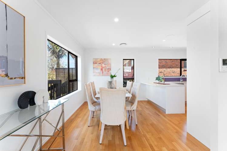 23 Ravenwood Drive Forrest Hill_19