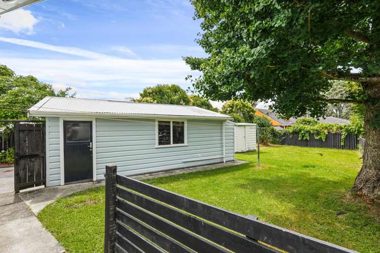 85 Tiroroa Avenue Te Atatu South_19