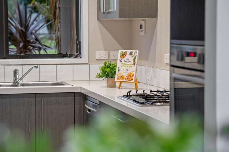 9 Sonoma Crescent Oteha_7