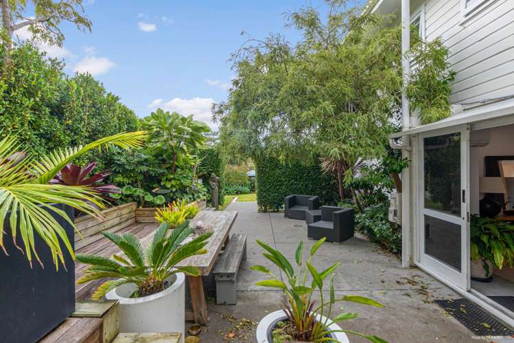 48 Thatcher Street Mission Bay_12