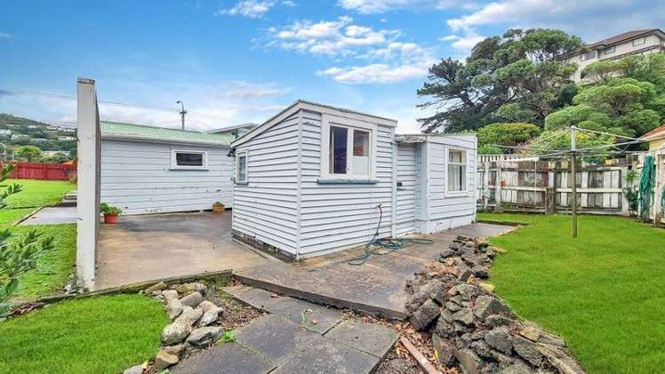 529 Broadway Strathmore Park_2