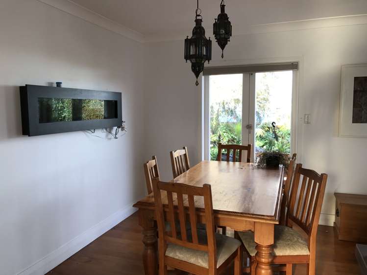 12 Waione Avenue Te Atatu Peninsula_10