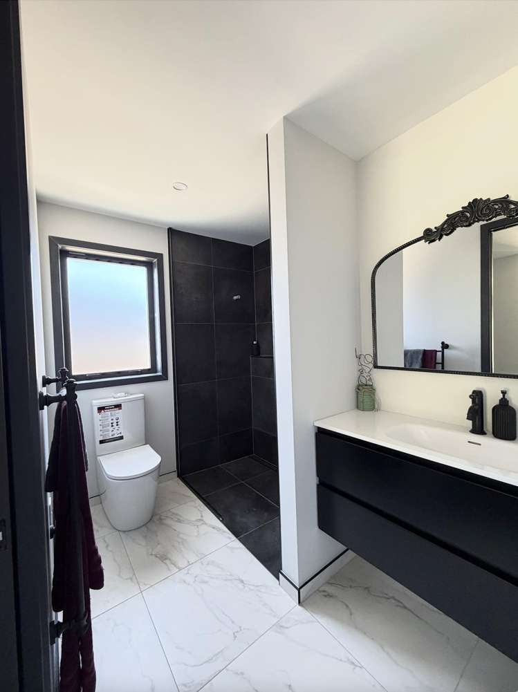 6 Molly Place_3