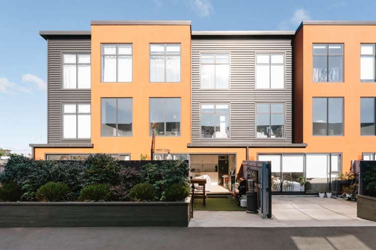17/17 Owens Place_5