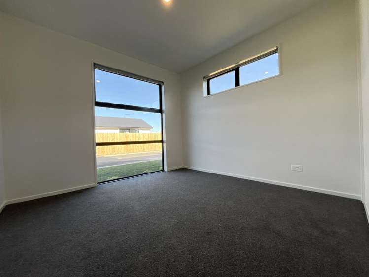 4 Maple Lane 11103_5
