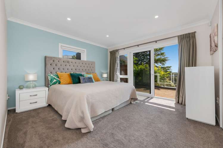 10 Charles Dickens Drive Mellons Bay_17