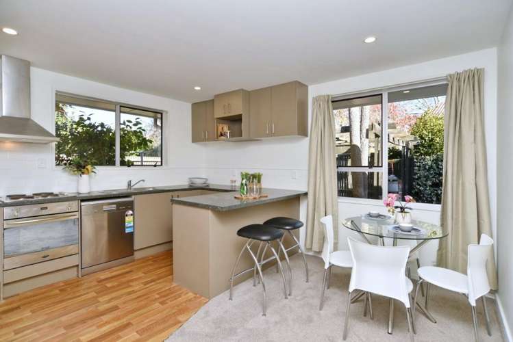 21B Wyatt Place Russley_7