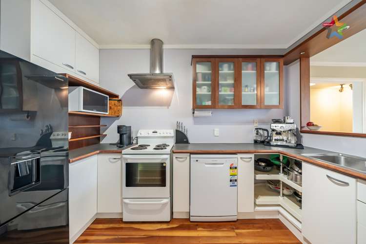 24 Golf Road Manor Park_9