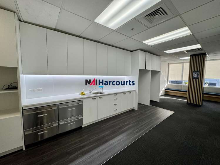 1/2 Fred Thomas Drive Takapuna_10