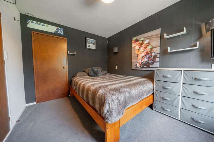 27 Wilcox Road Seaward Bush_12