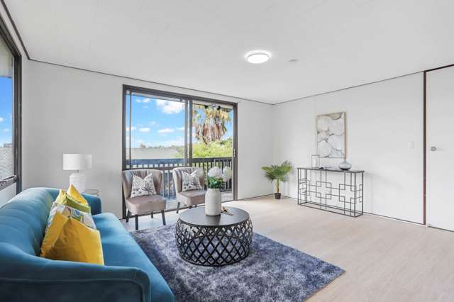 1/233 Glengarry Road Glen Eden_3