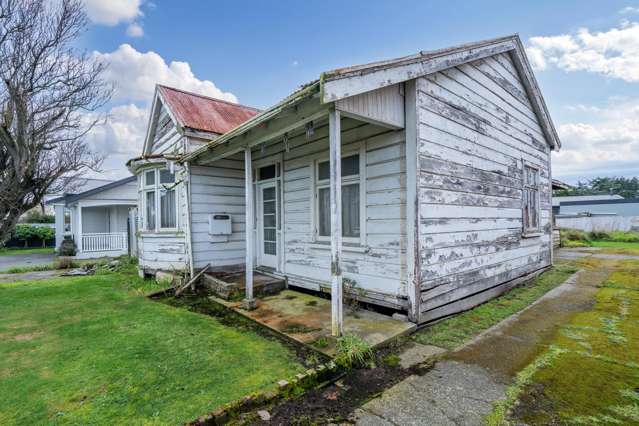 16 Lowe Street Avenal_2